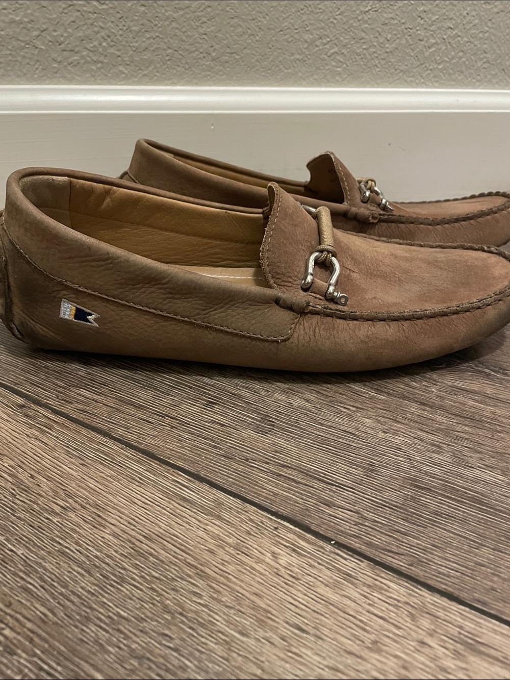 Riomar Men's Tan Suede Bit-Detail Driving Loafers